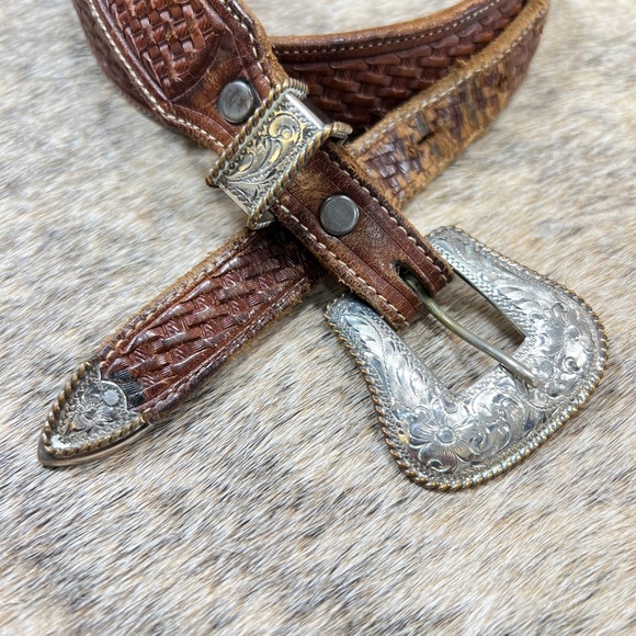 Vogt Tooled Western Belt w/ Sterling Silver Buckle - Picture 2 of 7